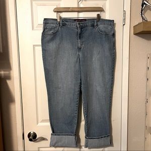 Gloria Vanderbilt Medium Blue Denim Straight Leg Jeans Sz 18